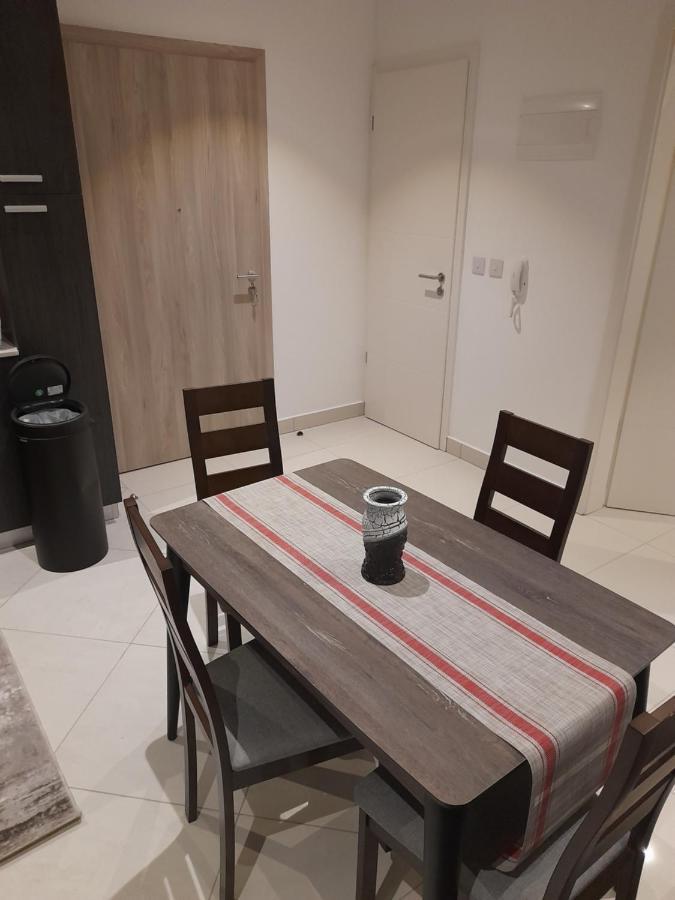 The Lennox D-Plus Apartments Accra Exterior photo